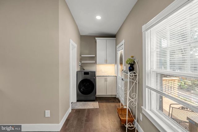 111 E MAIN ST, Strasburg, PA 17579