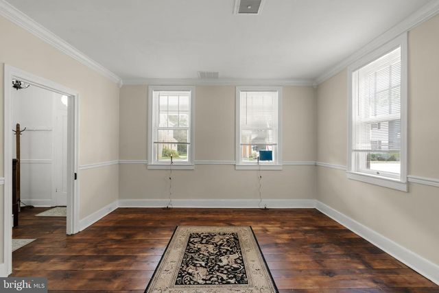 111 E MAIN ST, Strasburg, PA 17579
