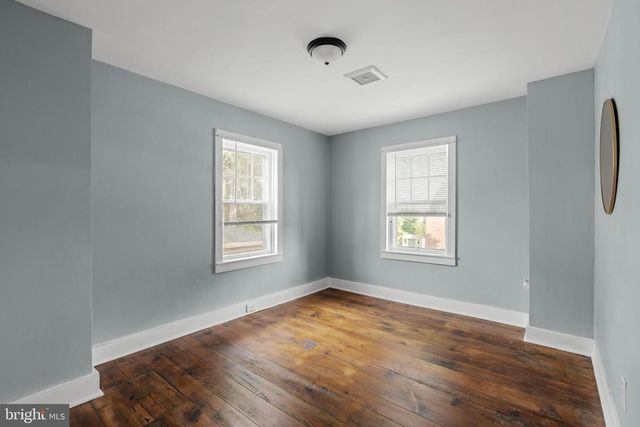 111 E MAIN ST, Strasburg, PA 17579