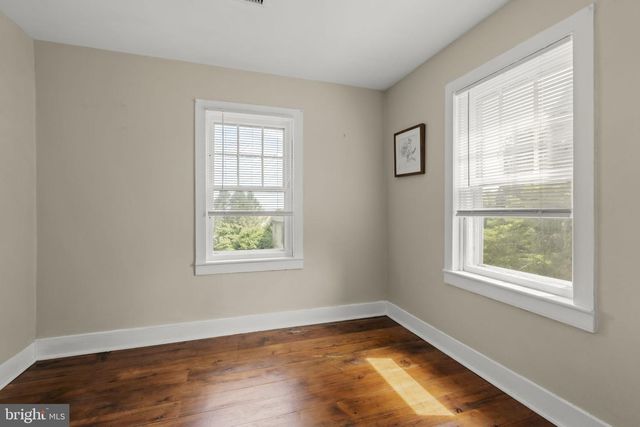 111 E MAIN ST, Strasburg, PA 17579