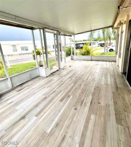 265 Fireball LN, North Fort Myers, FL 33917