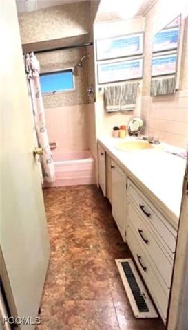 265 Fireball LN, North Fort Myers, FL 33917