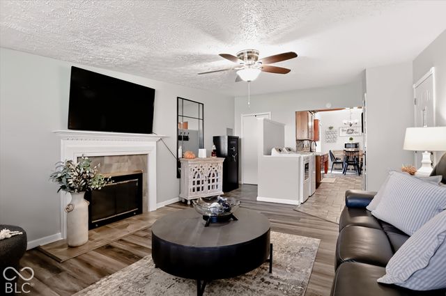 8223 S Talbott Avenue, Indianapolis, IN 46227
