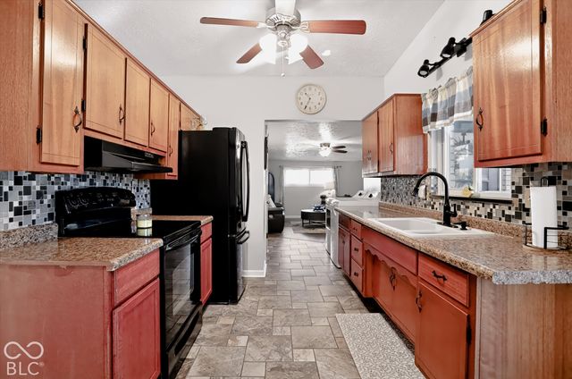 8223 S Talbott Avenue, Indianapolis, IN 46227