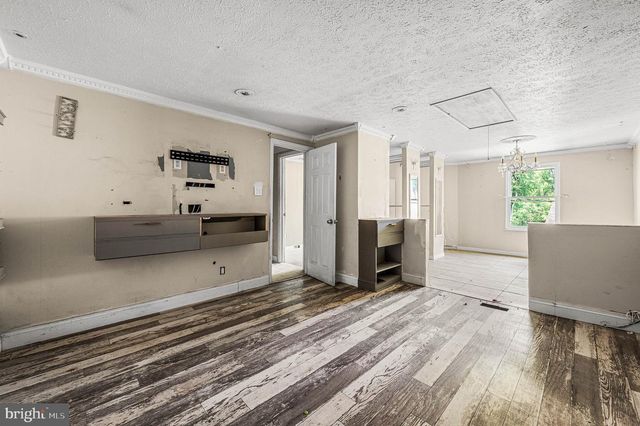 2310 GREENWOOD DR, Lindenwold, NJ 08021