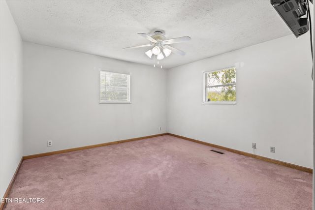 105 Seminole Drive, Knoxville, TN 37914