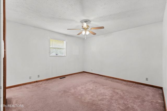 105 Seminole Drive, Knoxville, TN 37914