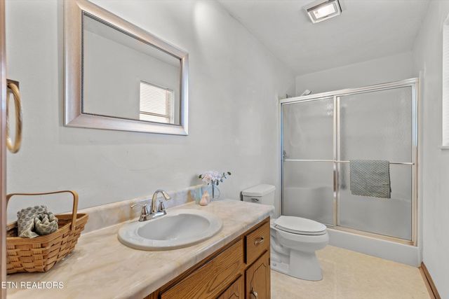 105 Seminole Drive, Knoxville, TN 37914