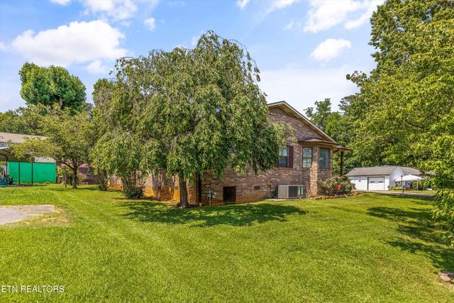 105 Seminole Drive, Knoxville, TN 37914