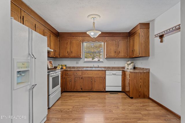 105 Seminole Drive, Knoxville, TN 37914