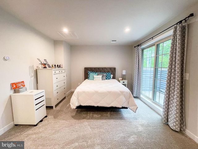 4480 COMMONS DR, Annandale, VA 22003