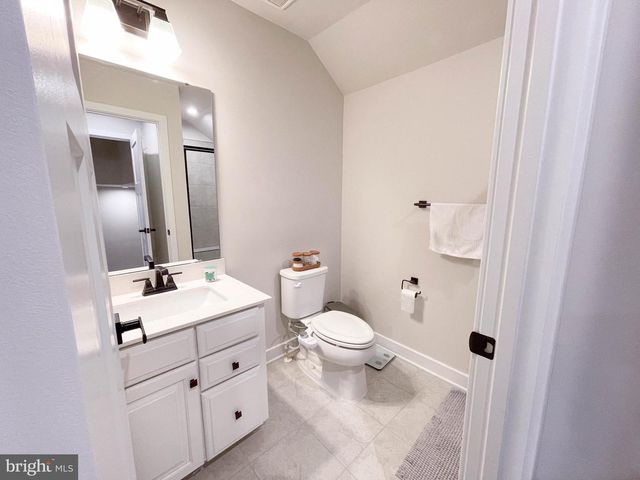 4480 COMMONS DR, Annandale, VA 22003