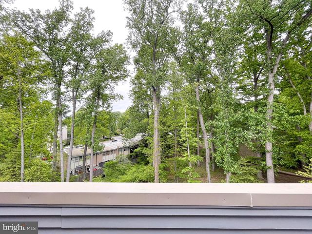 4480 COMMONS DR, Annandale, VA 22003