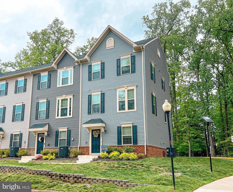 4480 COMMONS DR, Annandale, VA 22003
