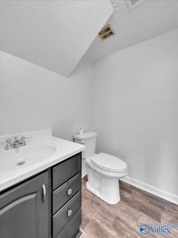 7811 Benton Street SE, Huntsville, AL 35802