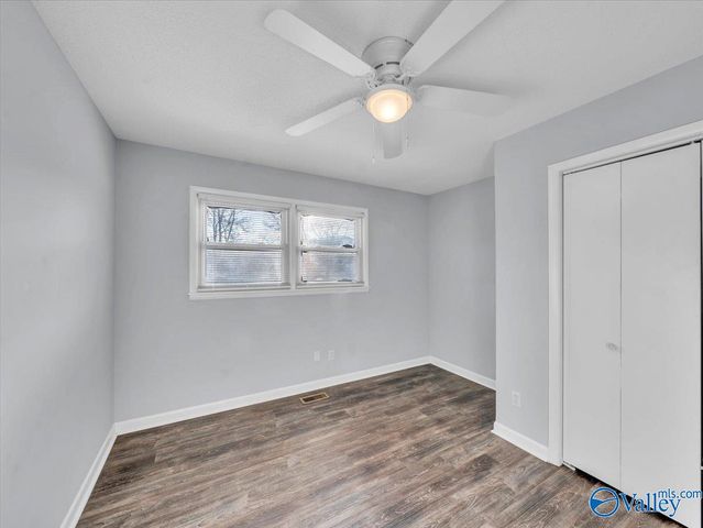 7811 Benton Street SE, Huntsville, AL 35802