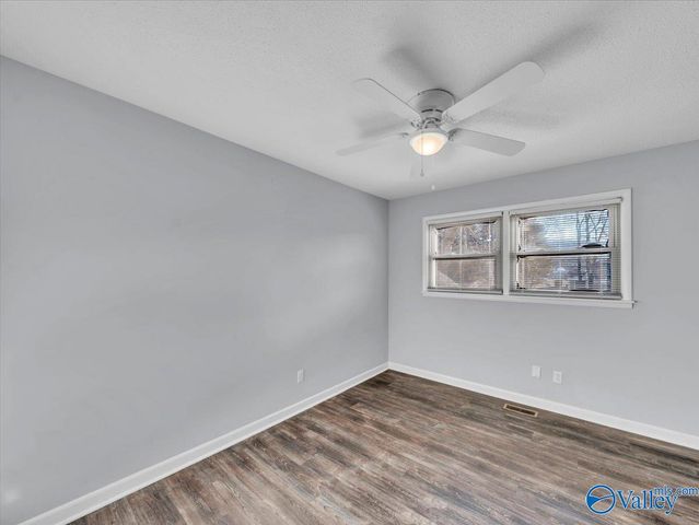 7811 Benton Street SE, Huntsville, AL 35802