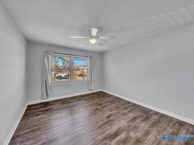 7811 Benton Street SE, Huntsville, AL 35802