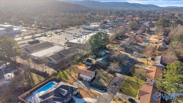 7811 Benton Street SE, Huntsville, AL 35802