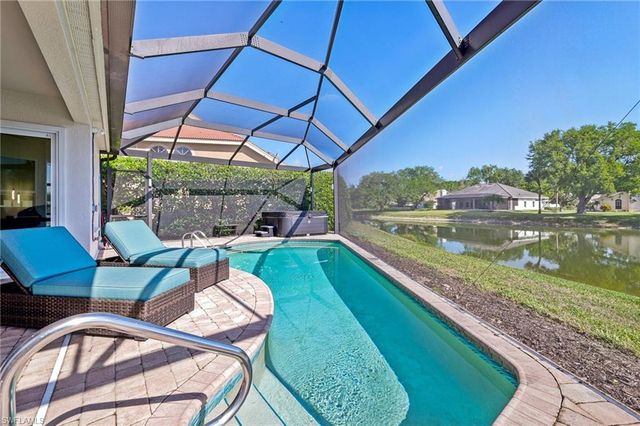 199 Vista LN, Naples, FL 34119