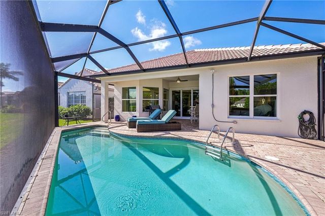 199 Vista LN, Naples, FL 34119