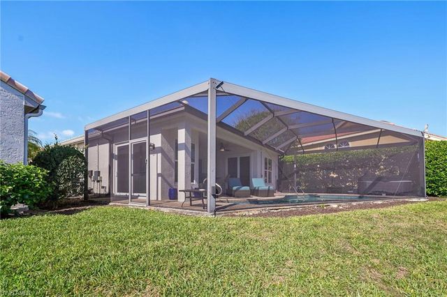 199 Vista LN, Naples, FL 34119