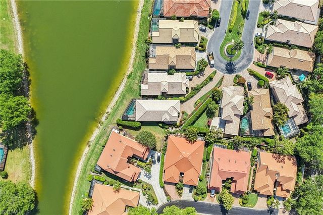 199 Vista LN, Naples, FL 34119