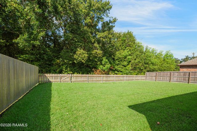 206 Rose Of Sharon Lane, Lafayette, LA 70508
