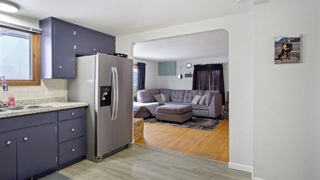 12 E South Avenue, Chippewa Falls, WI 54729