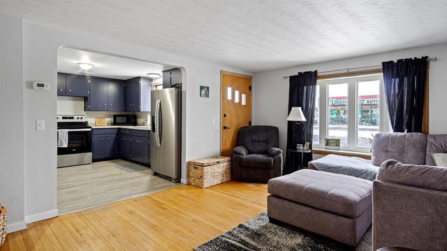 12 E South Avenue, Chippewa Falls, WI 54729