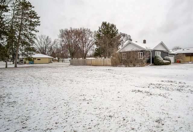 12 E South Avenue, Chippewa Falls, WI 54729