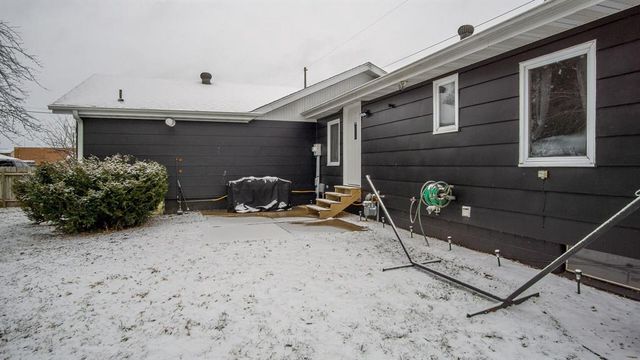 12 E South Avenue, Chippewa Falls, WI 54729