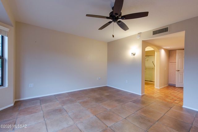 1176 E Rising Sun Drive, Oro Valley, AZ 85755