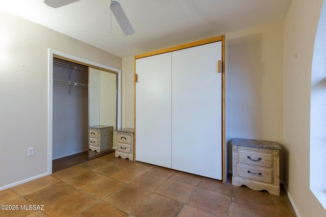 1176 E Rising Sun Drive, Oro Valley, AZ 85755