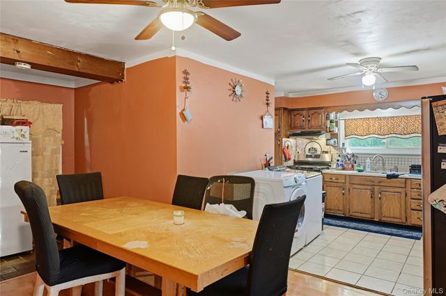 6 Riverview Avenue, New Windsor, NY 12553