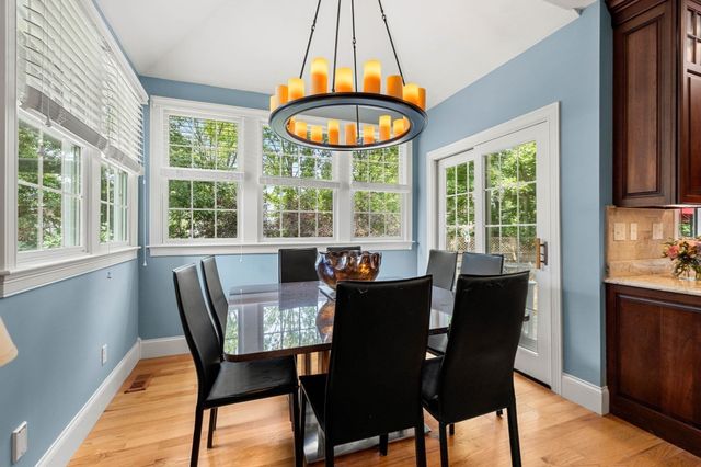 3 Macarthur Rd, Wellesley, MA 02482