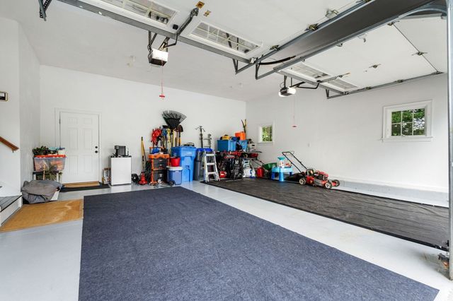 3 Macarthur Rd, Wellesley, MA 02482