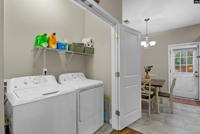 211 Favorite Court, West Columbia, SC 29170