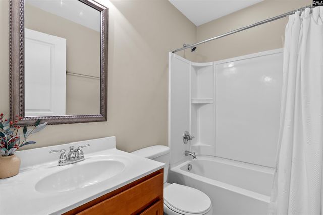211 Favorite Court, West Columbia, SC 29170