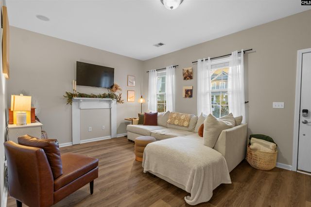 211 Favorite Court, West Columbia, SC 29170