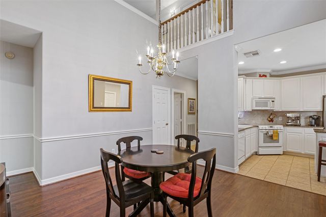 1014 Enclave Square N, Houston, TX 77077