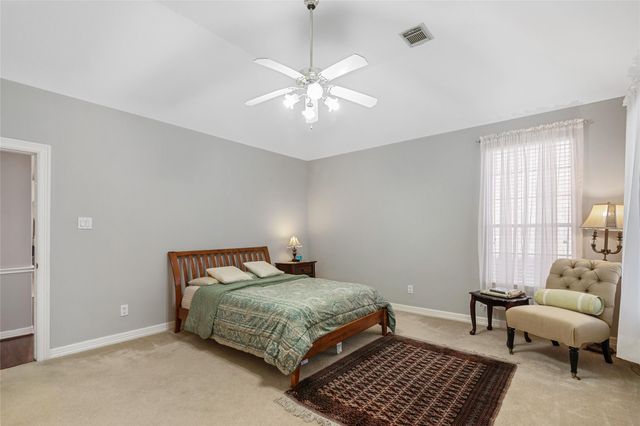 1014 Enclave Square N, Houston, TX 77077
