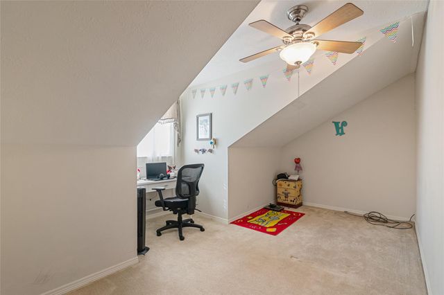 1014 Enclave Square N, Houston, TX 77077