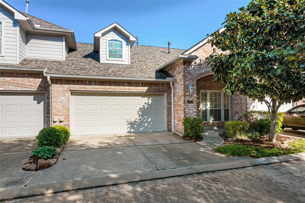 1014 Enclave Square N, Houston, TX 77077
