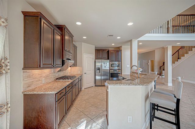 12604 Floral Park Lane, Pearland, TX 77584