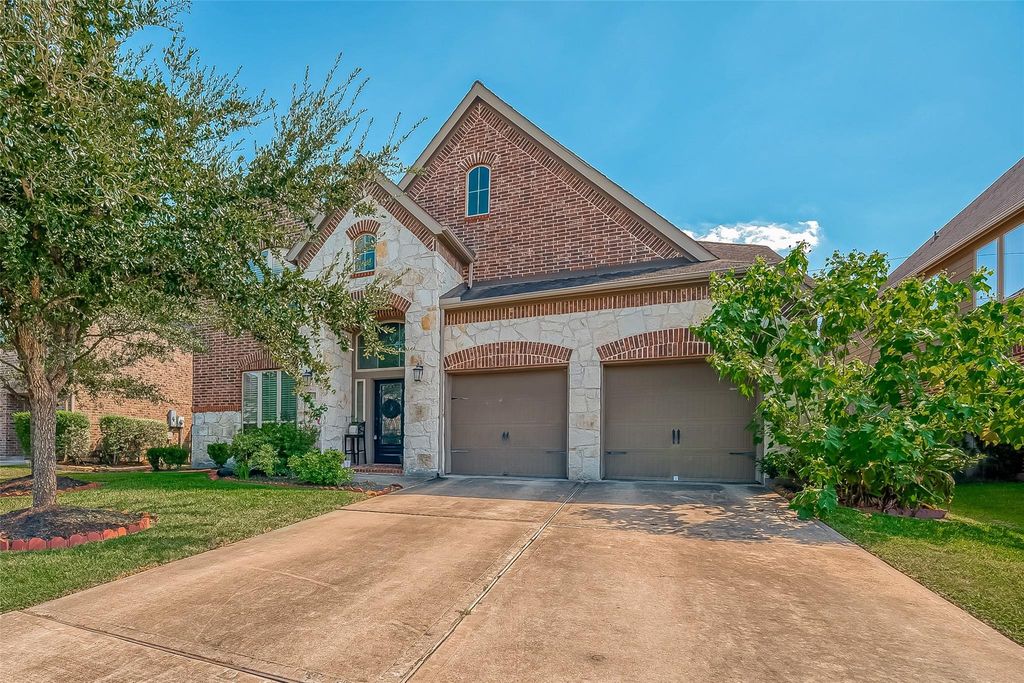 12604 Floral Park Lane, Pearland, TX 77584