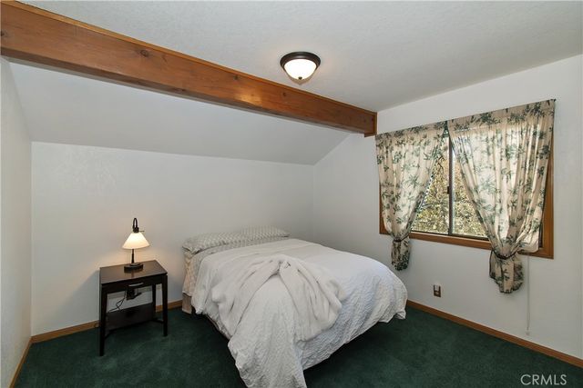 843 Victoria, Sugarloaf, CA 92386