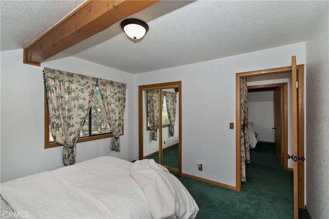 843 Victoria, Sugarloaf, CA 92386