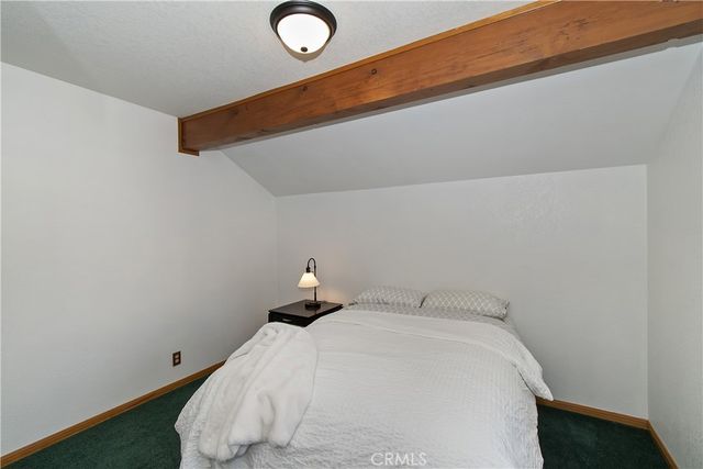 843 Victoria, Sugarloaf, CA 92386