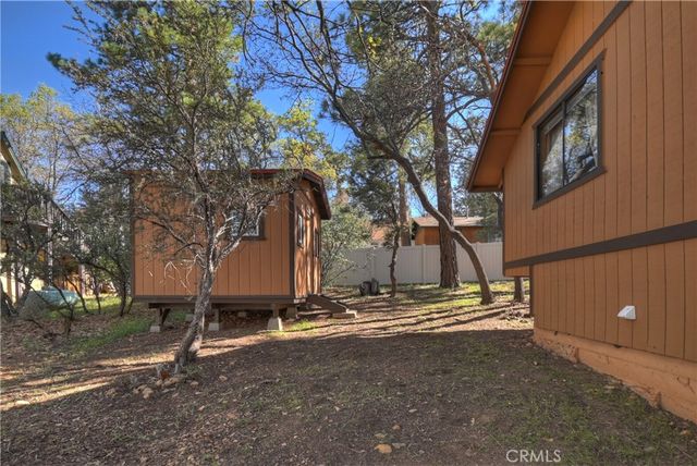 843 Victoria, Sugarloaf, CA 92386